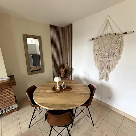Le Petit Cocon Holiday home Saint-Jean-de-la-Riviere